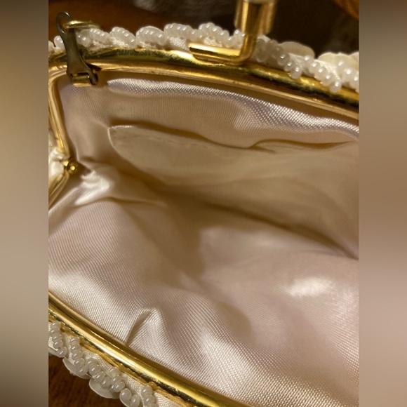 White Vintage Sequin Beaded Small Clutch Purse - Damage - Picture 9 of 17